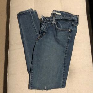 Medium Blue Levi’s Jeans